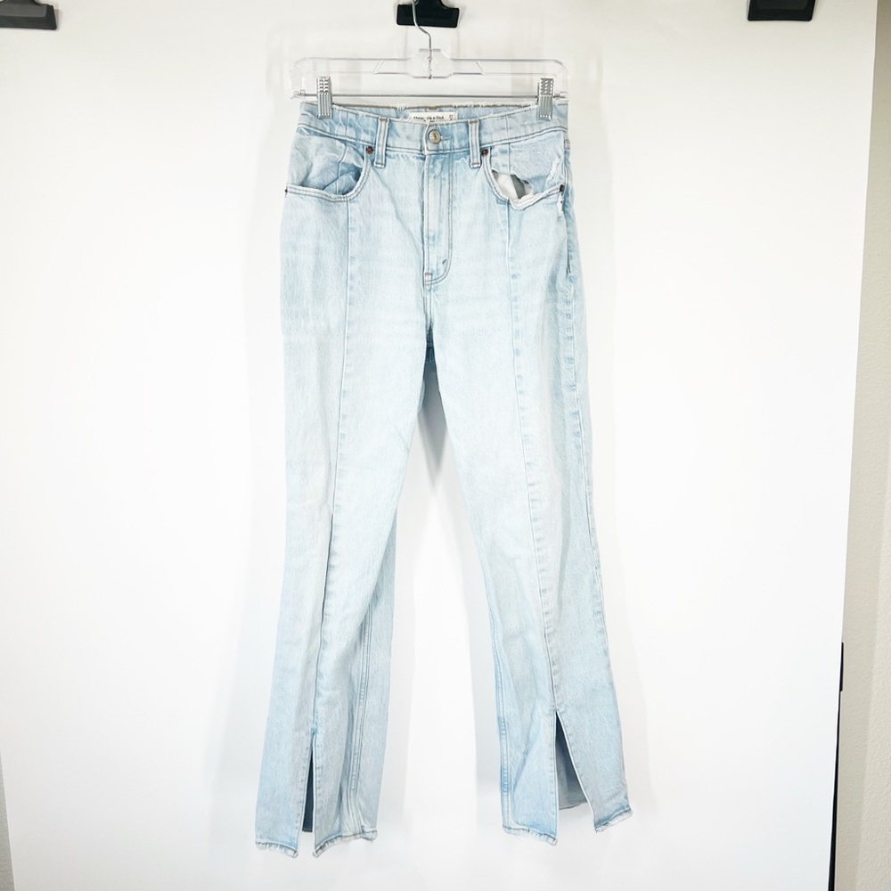 Abercrombie & Fitch Curve Love The ‘90s Straight Jeans Ultra High Rise Slits